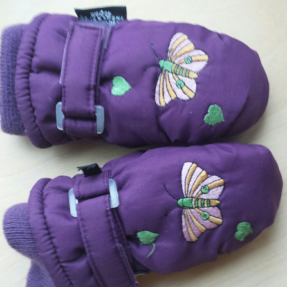 Purple toddler butterfly mittens